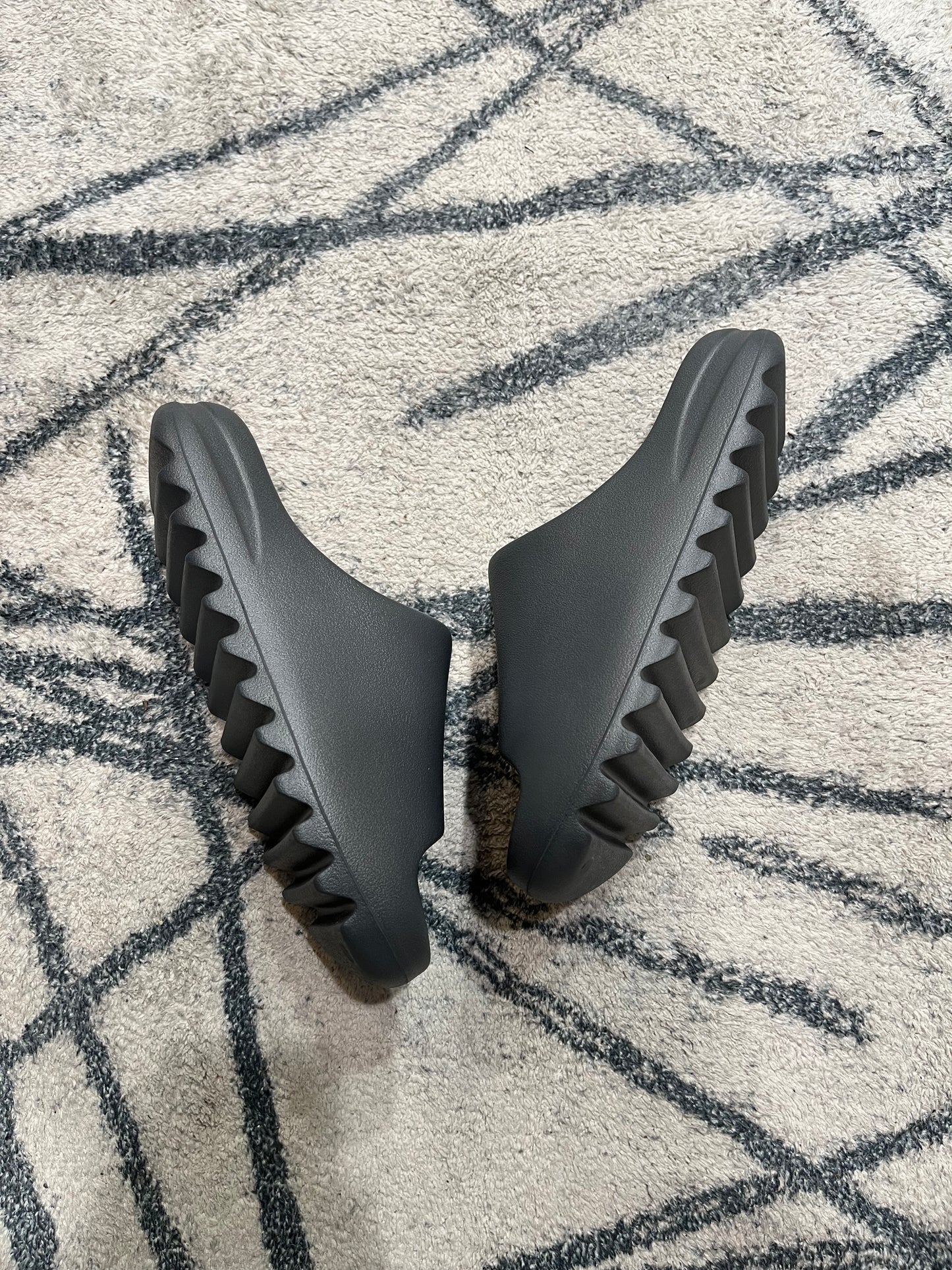 Yeezy Slide Granit