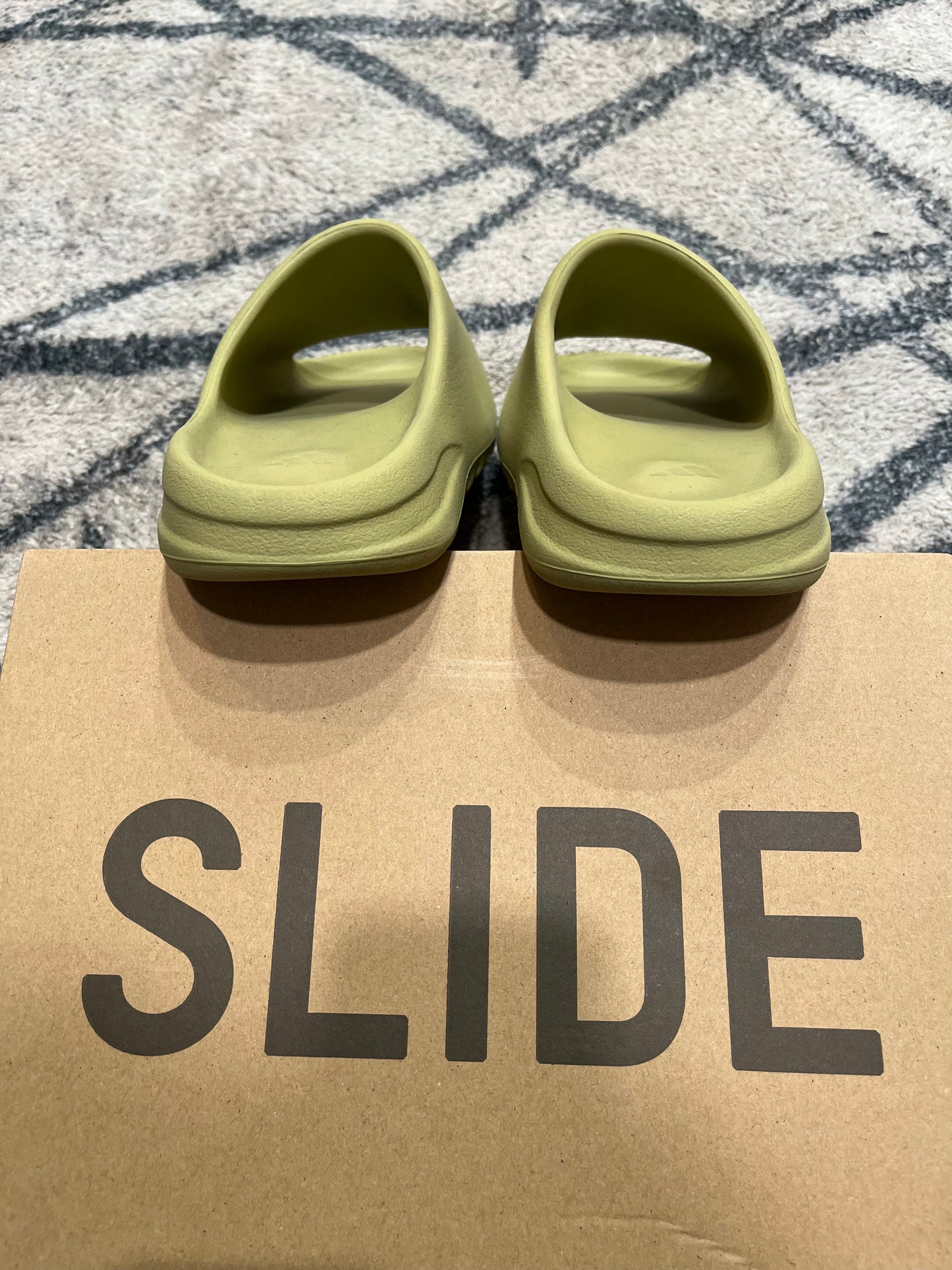Yeezy Slide Resin