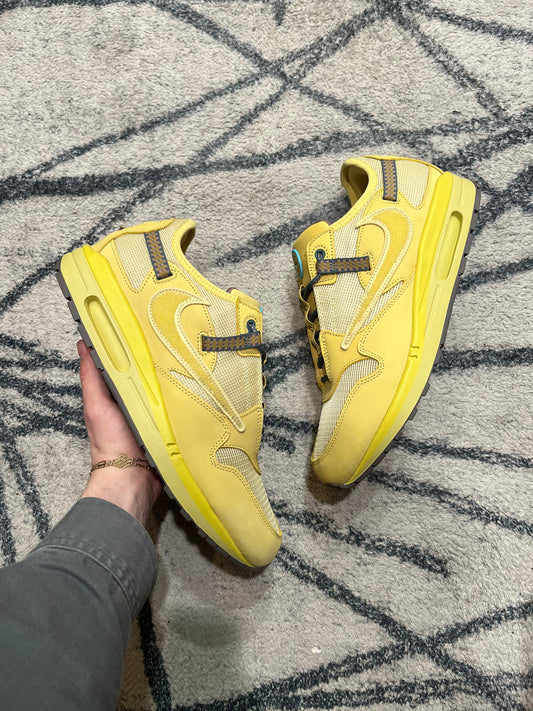 Nike Air Max 1 Travis Scott Saturn Gold