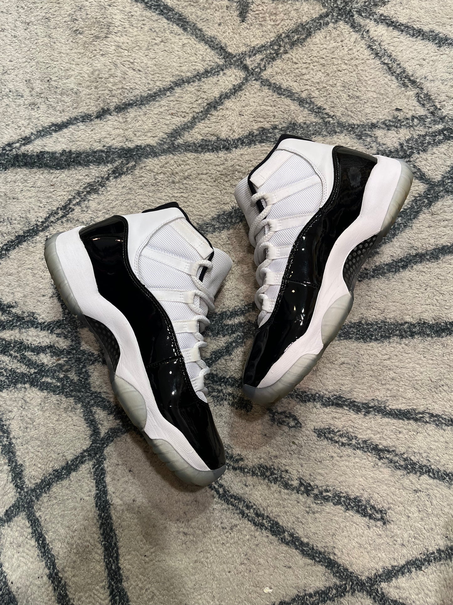 Air Jordan 11 Retro Concord
