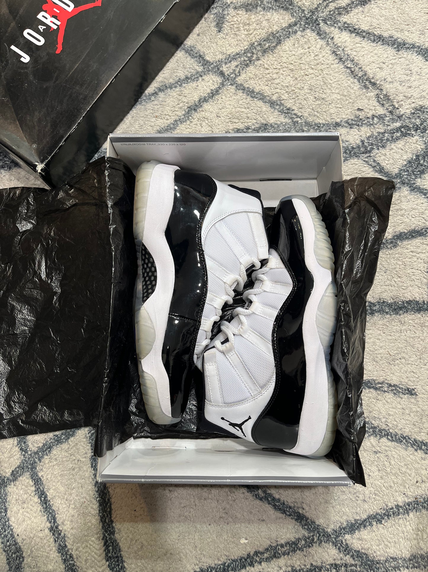 Air Jordan 11 Retro Concord