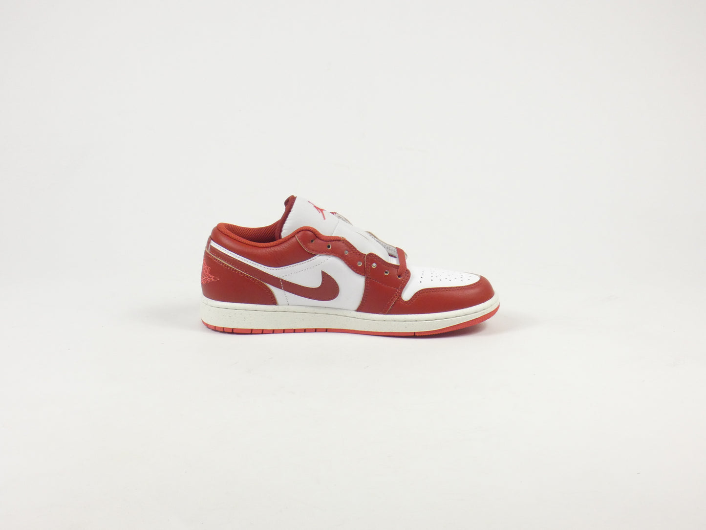 Air Jordan 1 Low Dune Red
