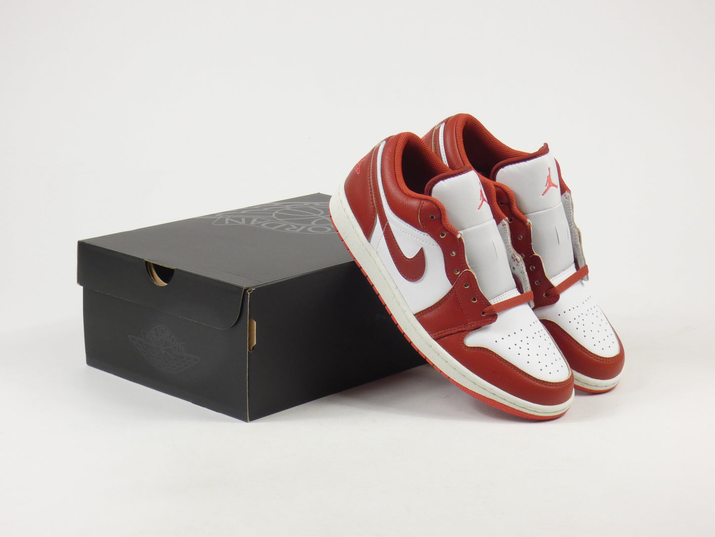 Air Jordan 1 Low Dune Red