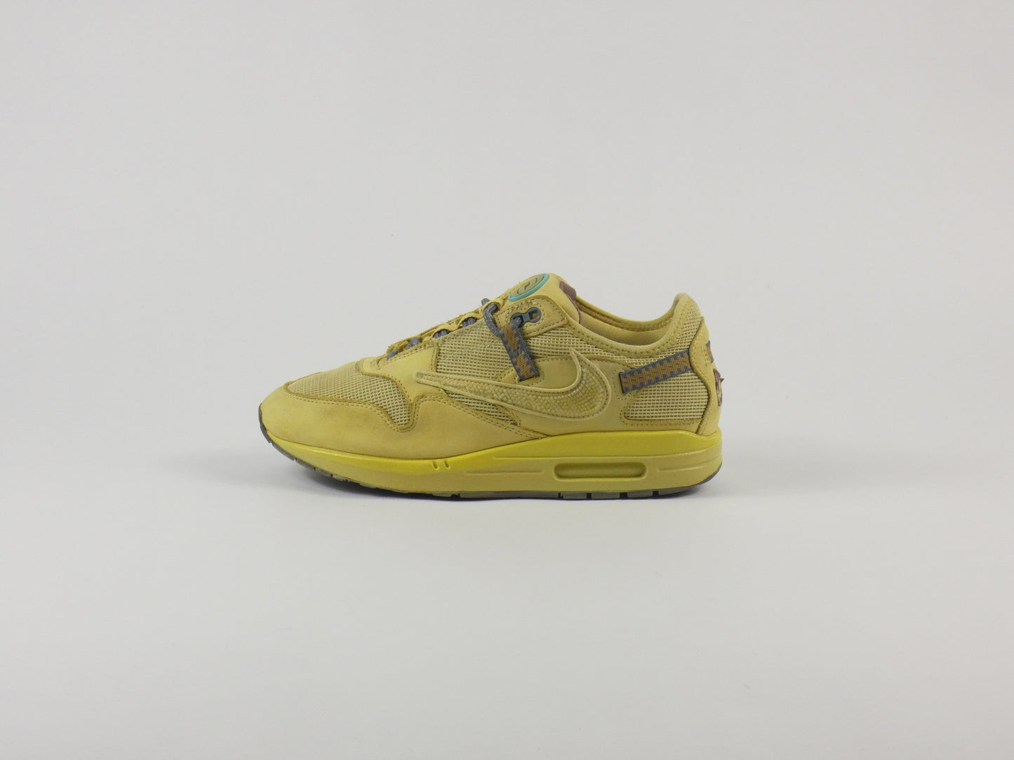 Nike Air Max 1 Travis Scott Saturn Gold
